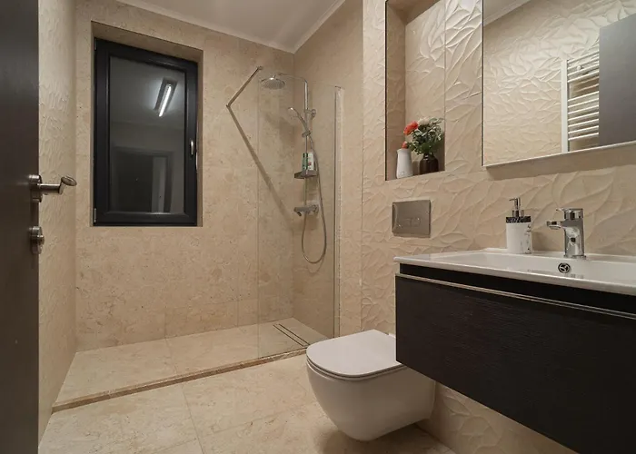 Opera 5stars 1br New Building - - Cismigiu - Eroilor * Bucarest